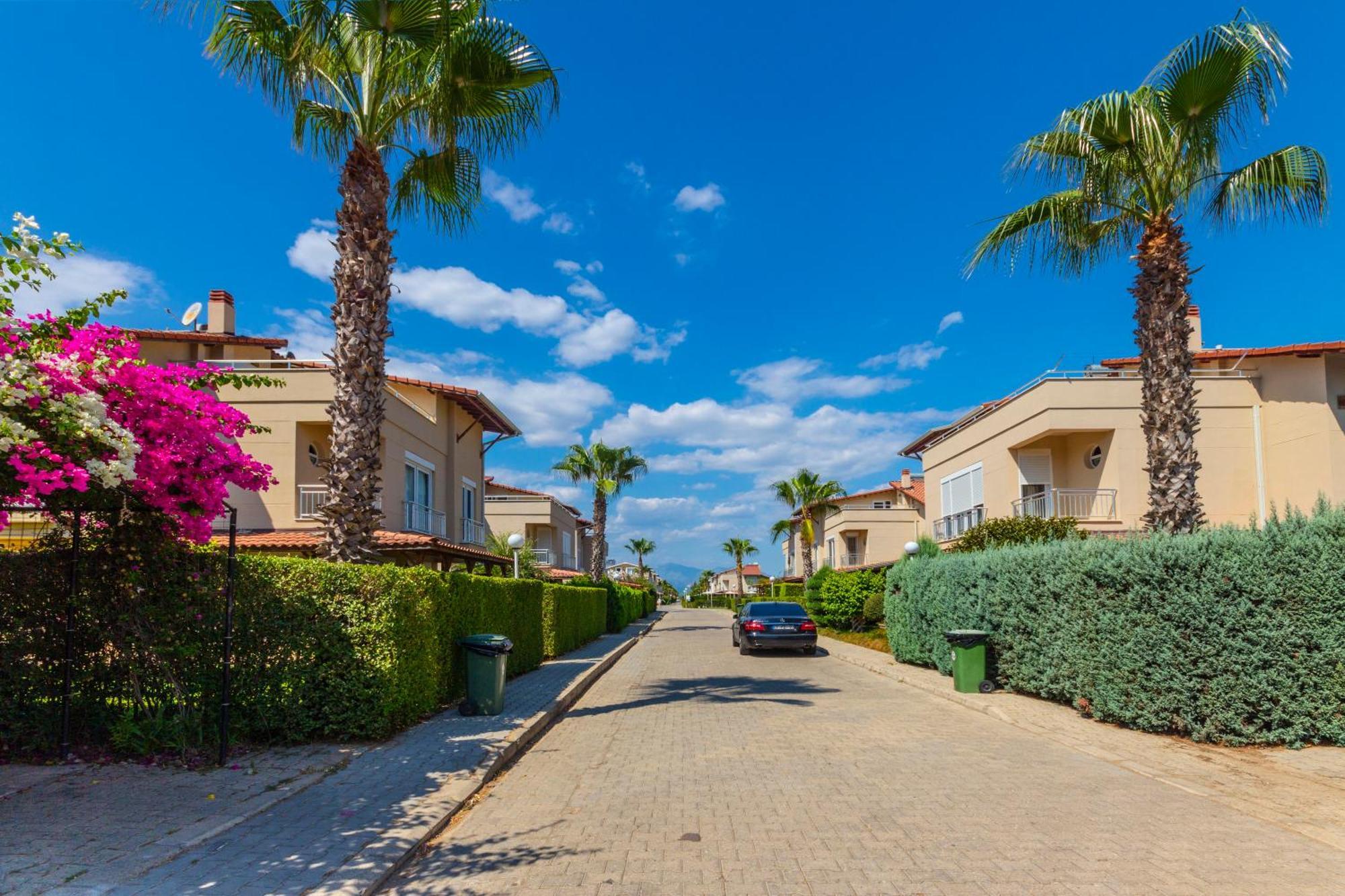 Paradise Town Villa Lucky Belek Exterior foto